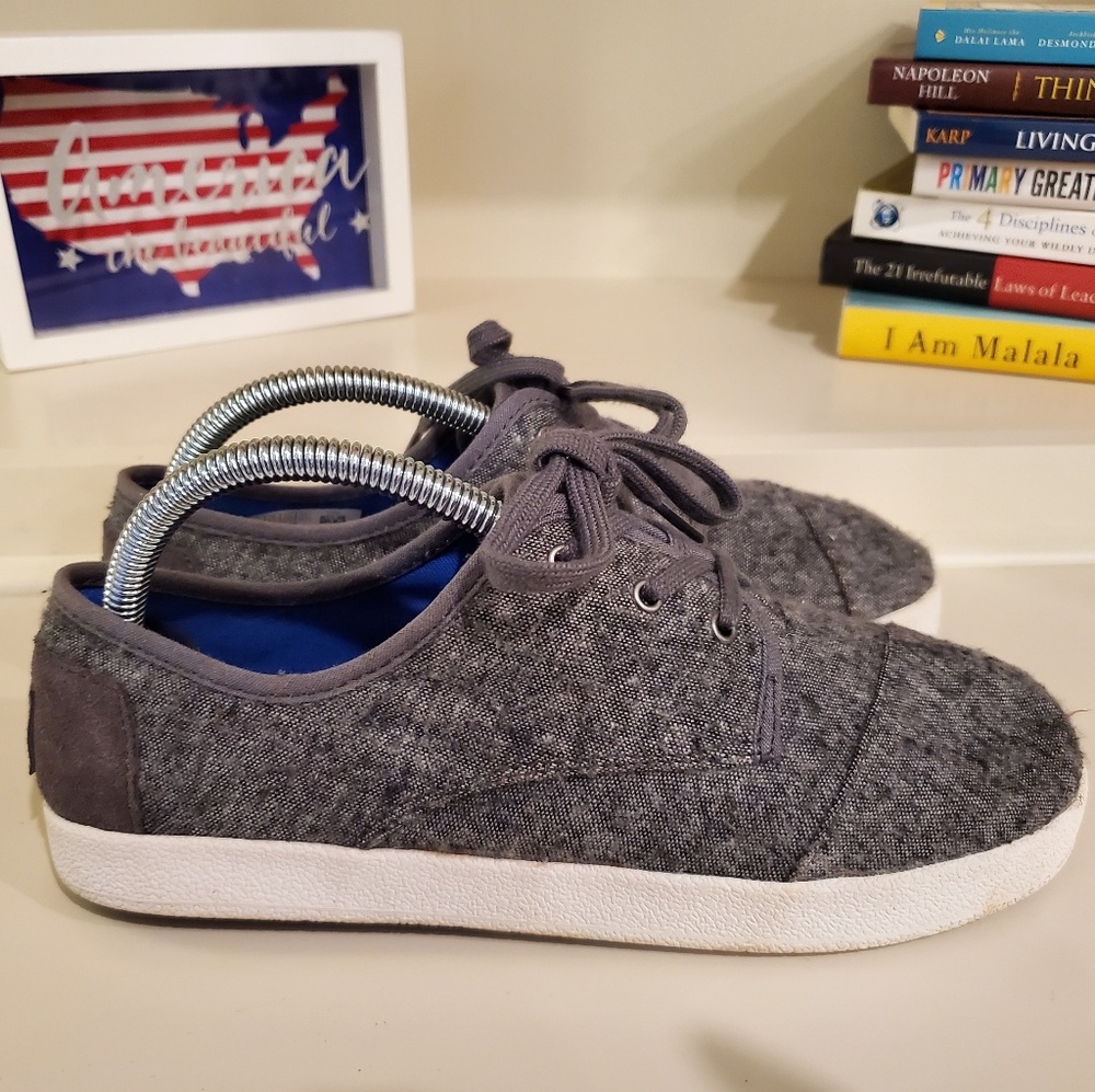 TOMS Youth 5.5 | GUC | With or Without Laces - Picture 4 of 8